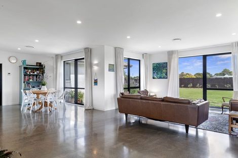 Photo of property in 60 Parsonage Road, Woodend, 7610