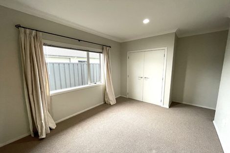 Photo of property in 6 Mana Place, Poraiti, Napier, 4112