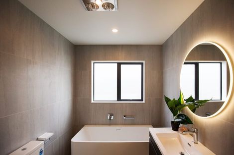 Photo of property in 2 Kauru Lane, Wainui, 0992