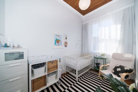 Photo of property in 15 Douglas Street, West End, Palmerston North, 4412