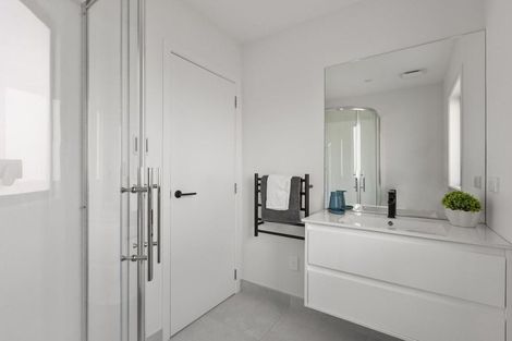 Photo of property in 51a Walmsley Road, Otahuhu, Auckland, 1062