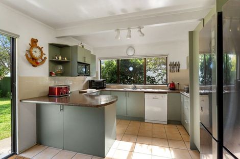 Photo of property in 55 Arawhata Road, Paraparaumu, 5032