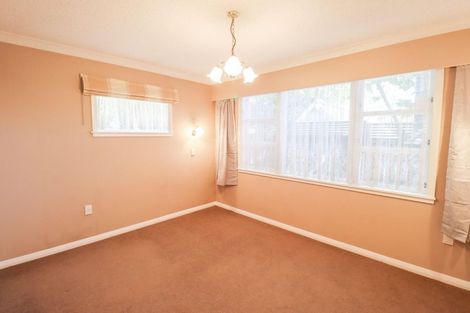Photo of property in 18 Churchill Avenue, Hokowhitu, Palmerston North, 4410