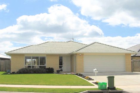 Photo of property in 30 Arabian Drive, Papamoa Beach, Papamoa, 3118