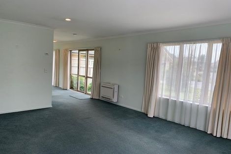 Photo of property in Sanctuary Villas, 5/294 Mairehau Road, Burwood, Christchurch, 8083