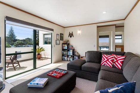 Photo of property in 108a Beverley Terrace, Whangamata, 3620