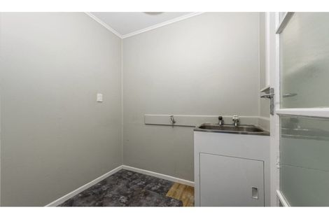 Photo of property in 13 Kamaka Road, Mangere Bridge, Auckland, 2022