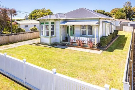 Photo of property in 30 Kings Avenue, Gonville, Whanganui, 4501