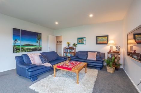 Photo of property in 67 Waipunahau Road, Waikanae, 5036