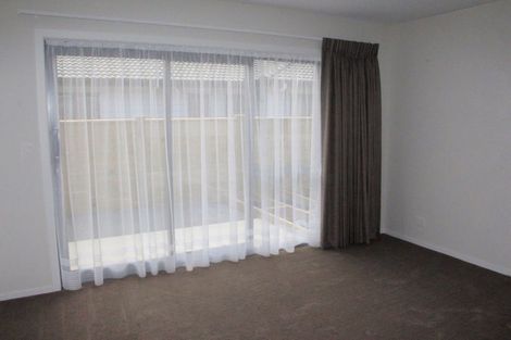 Photo of property in 15 Raymond Grace Avenue, Huapai, Kumeu, 0810