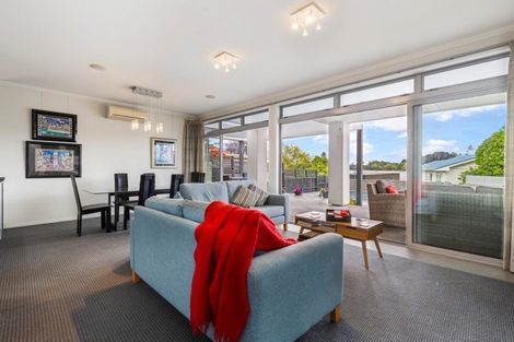 Photo of property in 34 Lake Crescent, Hamilton Lake, Hamilton, 3204