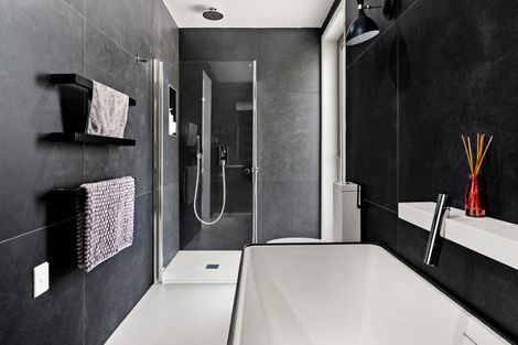 Photo of property in 129 Doon Street, Waverley, Dunedin, 9013