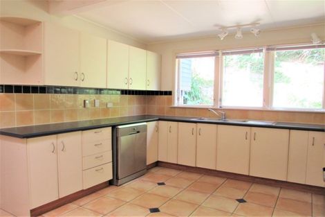 Photo of property in 29 Blue Mountains Road, Silverstream, Upper Hutt, 5019