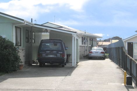 Photo of property in 25 Wyatt Avenue, Onekawa, Napier, 4110