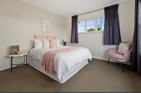 Photo of property in 82 Glenfield Crescent, Mairehau, Christchurch, 8052