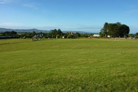 Photo of property in 18 Tirohanga Road, North Taieri, Mosgiel, 9092