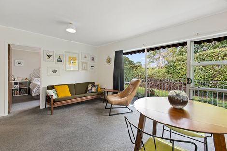 Photo of property in 1/15 Trojan Crescent, New Lynn, Auckland, 0600