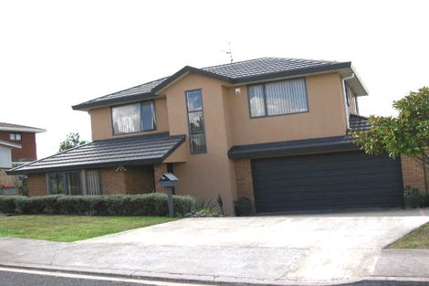 Photo of property in 2 Copplestone Place, New Lynn, Auckland, 0600