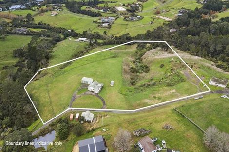 Photo of property in 733b Ridge Road, Riverhead, 0793