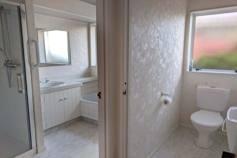 Photo of property in 18 Cromdale Avenue, Highland Park, Auckland, 2010