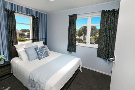 Photo of property in 53 Beaumaris Crescent, Ascot Park, Porirua, 5024