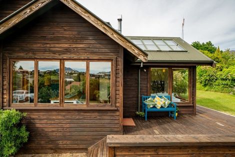 Photo of property in 7 Scaife Place, Wanaka, 9305