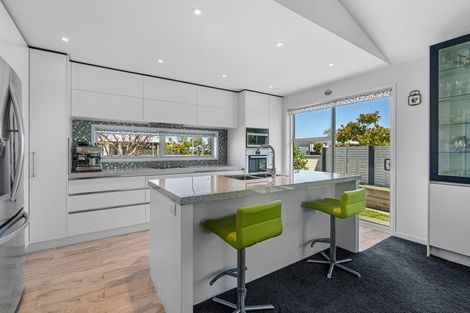 Photo of property in 22 Saint Pauls Drive, Brookfield, Tauranga, 3110