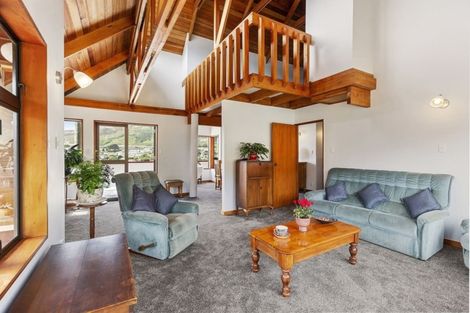 Photo of property in 19 Rembrandt Avenue, Tawa, Wellington, 5028