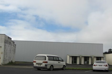 Photo of property in 20 Domett Street, Waitara, 4320