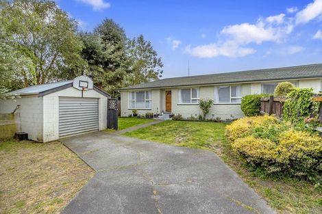 Photo of property in 9b Jade Place, Parklands, Christchurch, 8083