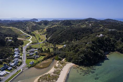 Photo of property in 36 Te Maika Road, Ngunguru, Whangarei, 0173