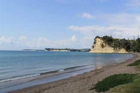 Photo of property in 31 Arkles Strand, Arkles Bay, Whangaparaoa, 0932