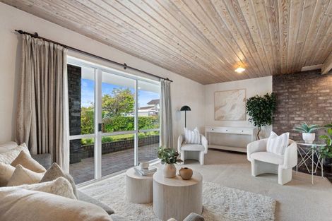 Photo of property in 2 Judith Place, Owhata, Rotorua, 3010