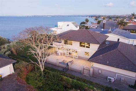 Photo of property in 136 Clovelly Road, Bucklands Beach, Auckland, 2012