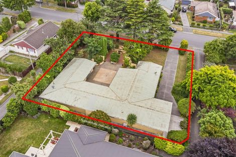 Photo of property in 111 Merrin Street, Avonhead, Christchurch, 8042