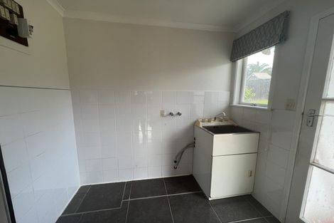 Photo of property in 23 Chislehurst Street, Henderson, Auckland, 0612
