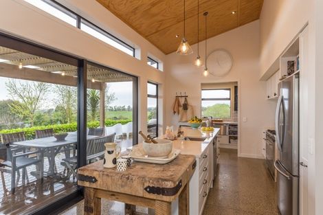 Photo of property in 141 Manakau Heights Drive, Manakau, Levin, 5573