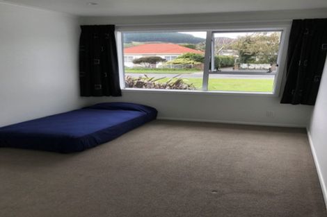 Photo of property in 13 Nathan Street, Tawa, Wellington, 5028