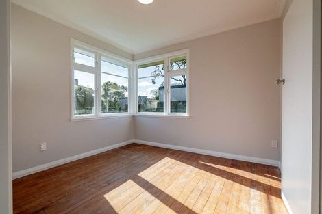 Photo of property in 37 Worcester Street, West End, Palmerston North, 4410