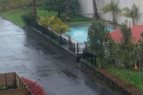 Photo of property in 1f/30 Westward Ho, Glen Eden, Auckland, 0602