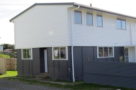 Photo of property in 141a-d Bedford Street, Cannons Creek, Porirua, 5024