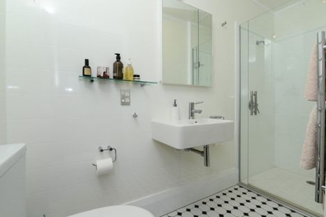 Photo of property in 8 George Street, Claudelands, Hamilton, 3214