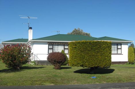 Photo of property in 10 Barrett Place, Carterton, 5713