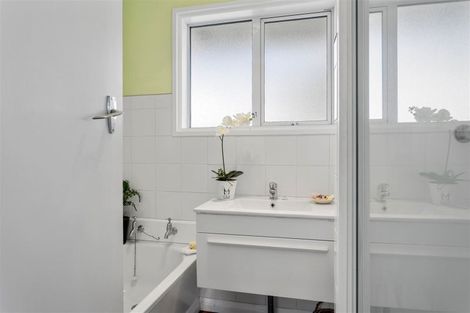 Photo of property in 53 Maces Road, Bromley, Christchurch, 8062