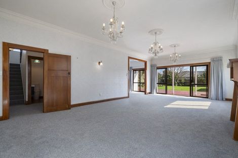 Photo of property in 41 Manapouri Crescent, Hokowhitu, Palmerston North, 4410