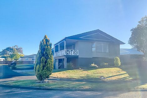 Photo of property in 7 Dunallen Avenue, Marton, 4710