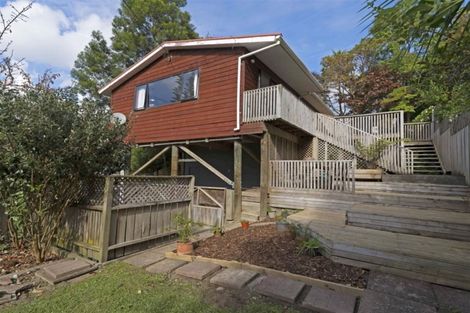 Photo of property in 2/4 James Scott Place, Te Atatu South, Auckland, 0602