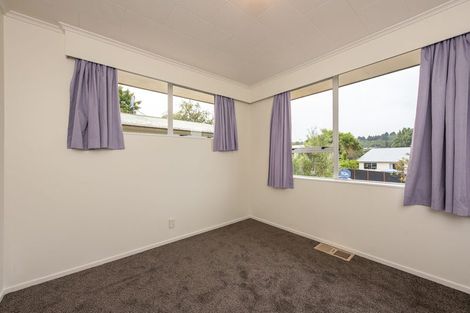 Photo of property in 37 Brightwater Crescent, Totara Park, Upper Hutt, 5018