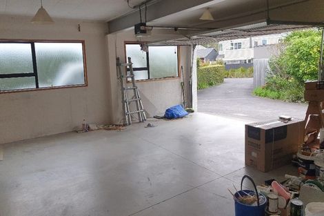 Photo of property in 2/30 Manly Esplanade, Browns Bay, Auckland, 0630