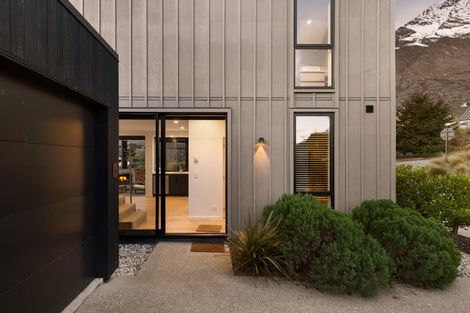 Photo of property in 6 Mckenzies Shute, Jacks Point, Queenstown, 9371